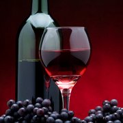 【提子可以做葡萄酒嗎】吃提子會(huì)胖嗎_提子是寒性的嗎