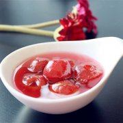 【山楂罐頭的自制方法】山楂罐頭的功效_山楂罐頭怎么保存