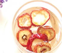 【生山楂和熟山楂的區(qū)別】生山楂的營養(yǎng)價值_生山楂的副作用