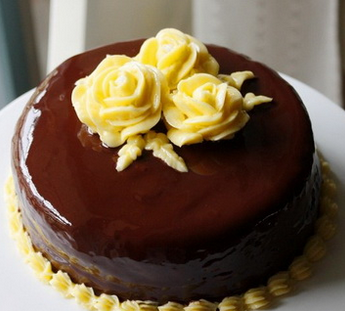 甘那許鏡面蛋糕的家常做法