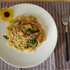 青菜肉絲炒面的做法