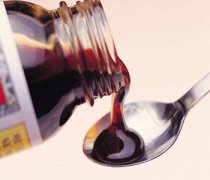 【川貝枇杷膏的功效】川貝枇杷膏孕婦能吃嗎_川貝枇杷膏怎么吃