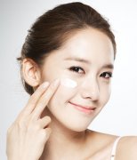 【香蕉牛奶面膜的功效】香蕉牛奶面膜怎么做_香蕉牛奶面膜可以美白嗎