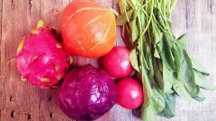 再挑剔的小孩也無法拒絕！彩色蔬果面的做法