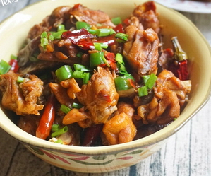 尖椒燒兔肉的家常做法