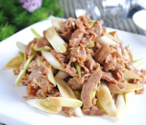 【蔥爆羊肉的做法】蔥爆羊肉的家常做法_蔥爆羊肉怎么做
