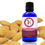 【杏仁油】杏仁油是什么_杏仁油的營養(yǎng)價(jià)值