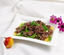 【尖椒炒豬心】尖椒炒豬心的做法