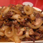 【洋蔥炒豬心】洋蔥炒豬心的做法_洋蔥炒豬心的營養(yǎng)價值