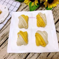 鴛鴦甜花卷的做法