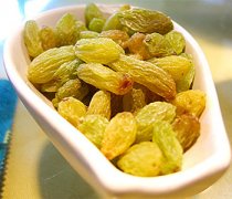 【葡萄干有什么營(yíng)養(yǎng)】葡萄干功效_葡萄干泡醋的功效