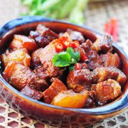 【牛肉白蘿卜的做法大全】牛肉白蘿卜的營(yíng)養(yǎng)價(jià)值_牛肉白蘿卜的適用人