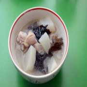 【白蘿卜和木耳可以一起吃嗎】白蘿卜的作用與功效_白蘿卜的食譜精選