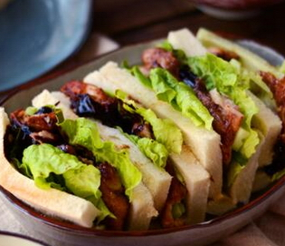 烤鴨風(fēng)味三明治的家常做法