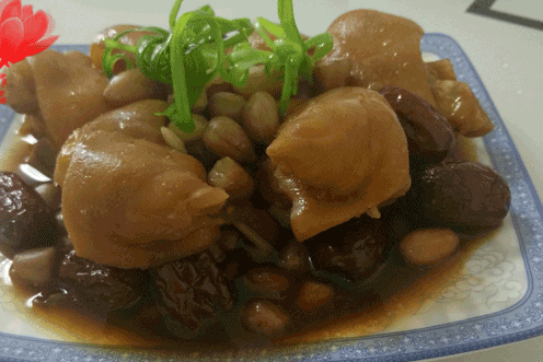 花生紅棗燉豬蹄的家常做法