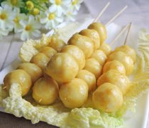 【青椒炒魚(yú)丸】青椒炒魚(yú)丸的做法_自制魚(yú)丸的做法