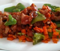青椒胡蘿卜炒肉片