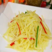 【青椒炒土豆絲的做法】青椒炒土豆絲的營(yíng)養(yǎng)價(jià)值_青椒炒土豆絲的食用