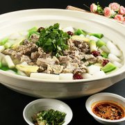 【排骨白蘿卜湯的功效】排骨白蘿卜湯的營(yíng)養(yǎng)價(jià)值_排骨白蘿卜湯的做法