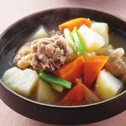 【雞肉燉白蘿卜】雞肉燉白蘿卜的做法_雞肉燉白蘿卜的營(yíng)養(yǎng)價(jià)值