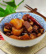 【五花肉燉白蘿卜】五花肉怎么做好吃_五花肉怎樣挑選