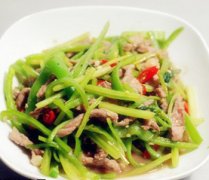 【芹菜炒牛肉絲的做法】芹菜炒牛