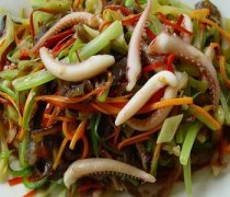 【魷魚炒芹菜的做法】魷魚炒芹菜的烹飪技巧_魷魚炒芹菜的營養(yǎng)價(jià)值