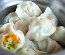 【芹菜胡蘿卜餃子】芹菜胡蘿卜餃子的做法_芹菜胡蘿卜餃子的功效與作