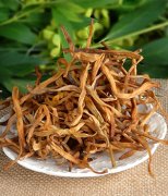 【干黃花菜泡多久】干黃花菜的營(yíng)養(yǎng)_黃花菜的做法