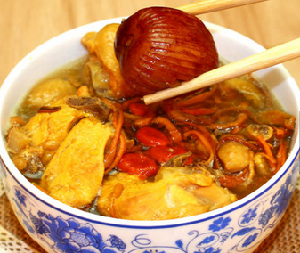 燕窩枸杞養(yǎng)陰湯的家常做法