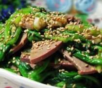 【菠菜和豬肝能一起吃嗎】菠菜和豬肝的營養(yǎng)價(jià)值_菠菜和豬肝的選購