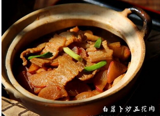 白蘿卜炒五花肉的家常做法