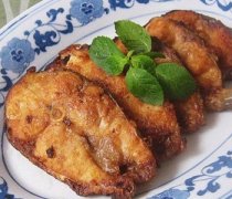 【炸草魚塊的做法】炸草魚塊怎么炸好吃_炸草魚塊的營養(yǎng)價值