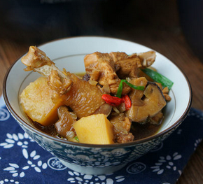 香菇土豆?fàn)F雞的家常做法