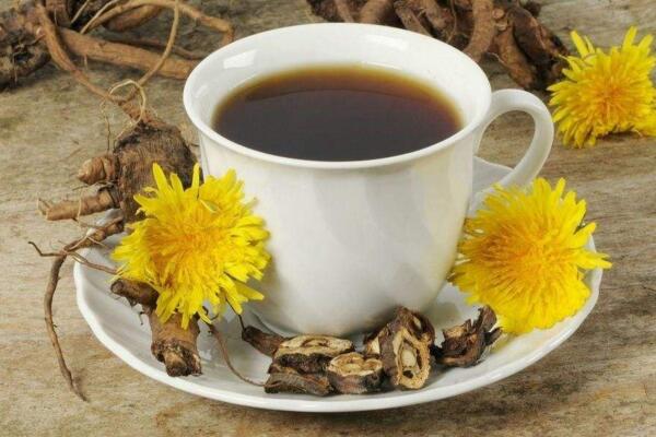 蒲公英可以生吃嗎，既能生吃也能泡水