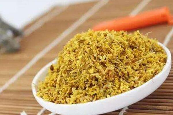 九里香花可以泡水喝嗎，可以/有美容美顏、降低血壓等功效