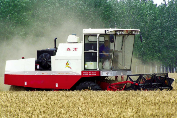 小麥?zhǔn)崭顧C(jī)工作原理