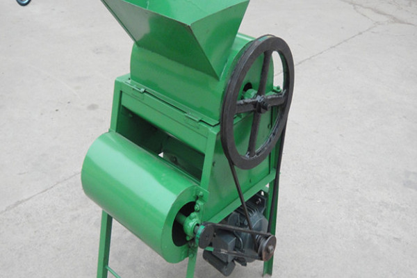 花生摘剝殼機(jī)工作原理