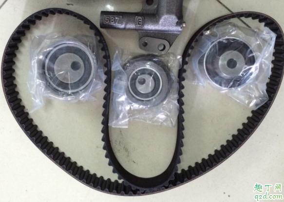 車子有響聲是正時皮帶松了嗎 正時皮帶需要潤滑嗎3
