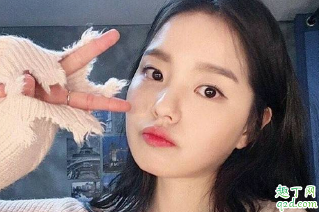 女朋友讓摸就是不讓我進(jìn)怎么辦 看了親了摸了就不讓進(jìn)去說明什么1