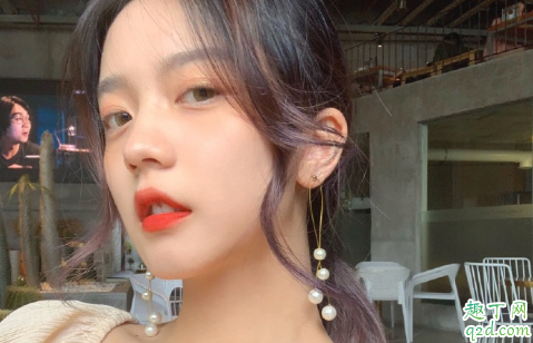 經(jīng)常跟異性聊暖味信息是什么心態(tài) 和很久不聊天的異性曖昧怎么開口2