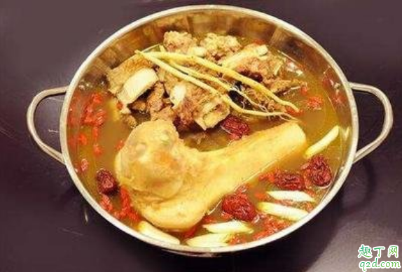 熬牛骨湯要不要放醋 燉牛骨湯的醋是白醋還是陳醋2