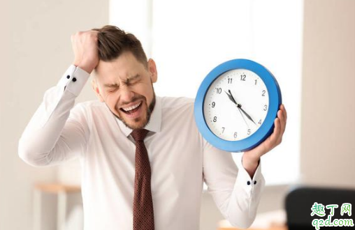 副業(yè)一兩萬為什么還要去上班混日子 上班族發(fā)展什么副業(yè)比較好1