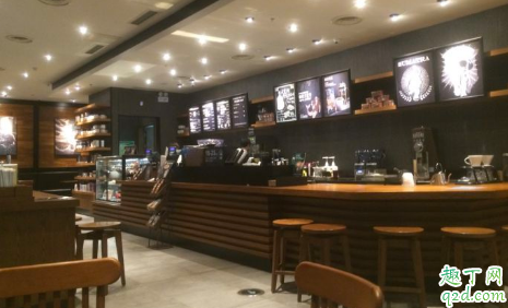 去星巴克是先坐下還是先點(diǎn)單 星巴克需要自己取餐嗎3