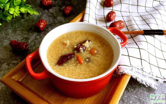 小米粥為什么米和水分離 小米粥時(shí)間長(zhǎng)了就是水是水米是米嗎1