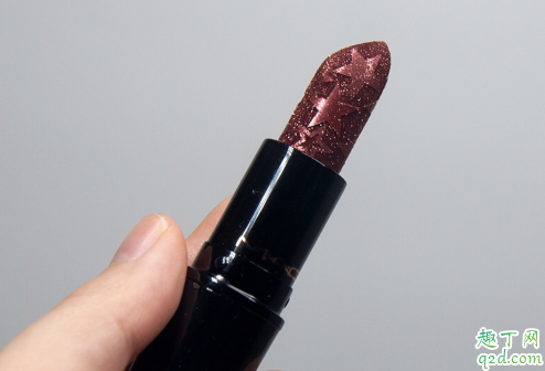 mac2019圣誕限定walk of flame好看嗎 mac walk of flame口紅試色7