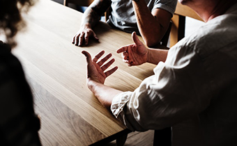 如何給領(lǐng)導(dǎo)匯報(bào)工作情況 向領(lǐng)導(dǎo)匯報(bào)工作注意的要點(diǎn)