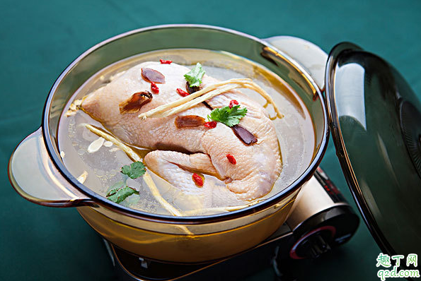 剛生產(chǎn)完吃公雞還是母雞 剛生產(chǎn)完為什么要吃公雞2