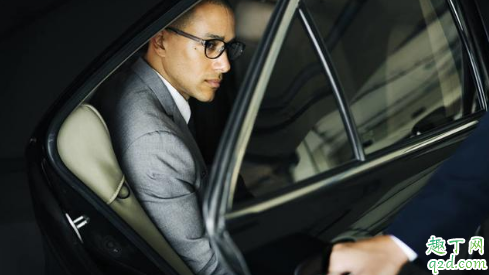給公司領(lǐng)導(dǎo)開車有前途嗎 給領(lǐng)導(dǎo)開車的司機是什么職業(yè)2