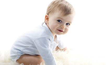 寶寶穿連體衣好換尿不濕嗎 只有全天用尿不濕的寶寶才能穿連體衣嗎